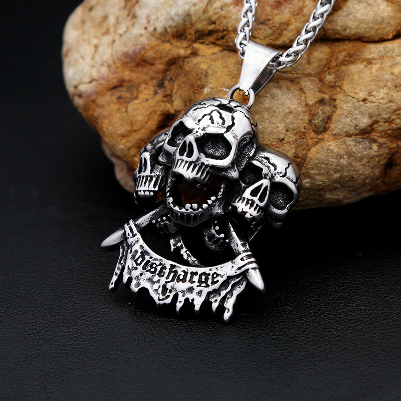 Domineering hip-hop rock style - Men Accessories Look review and price
